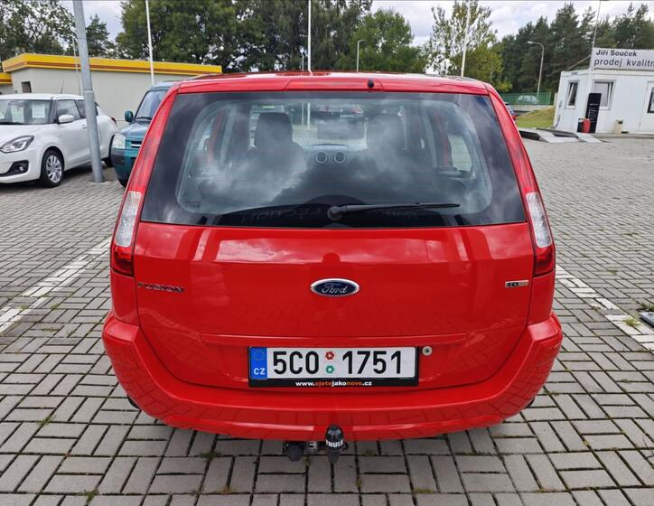 Ford Fusion 5