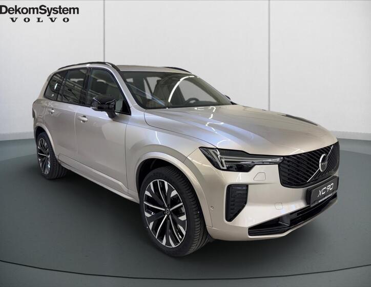 Volvo XC90 2