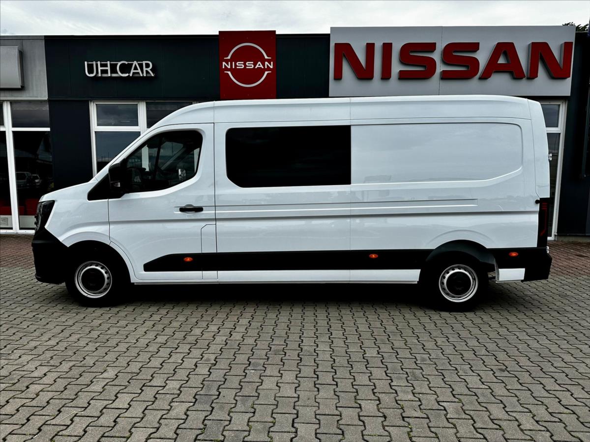Nissan Interstar