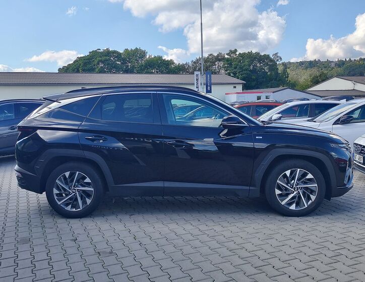 Hyundai Tucson 4