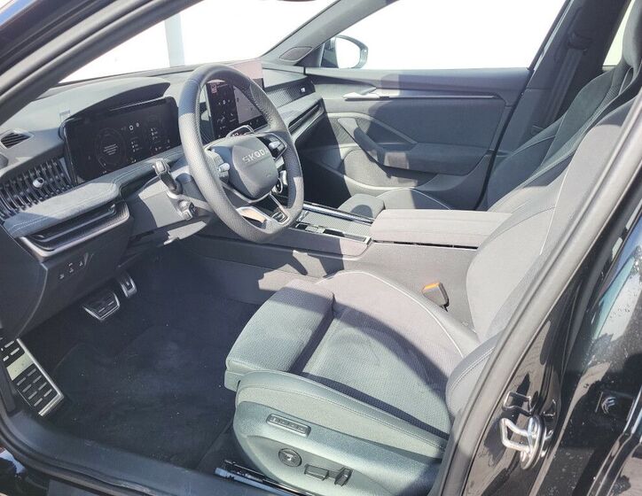 Škoda Superb 8