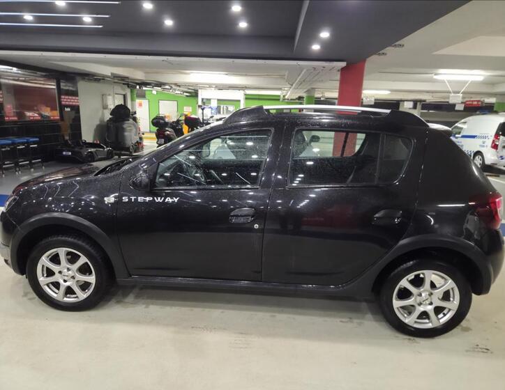 Dacia Sandero 8