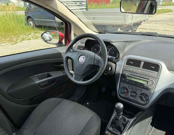 Fiat Grande Punto 10