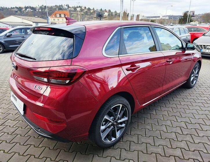 Hyundai i30 5