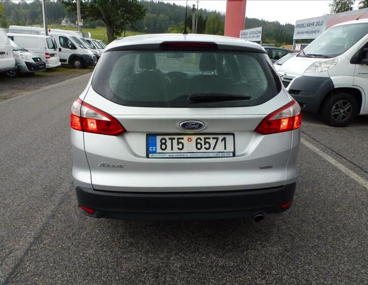 Ford Focus 8