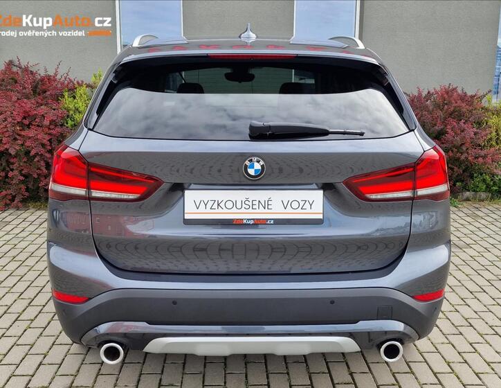BMW X1 9