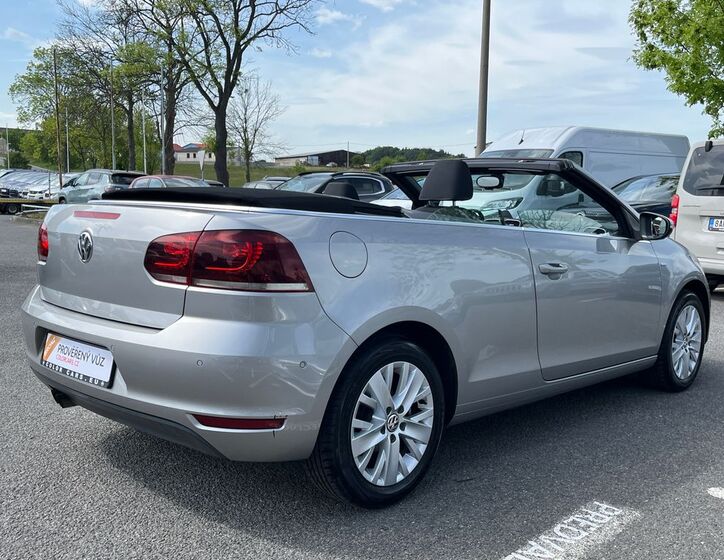 Volkswagen Golf 21