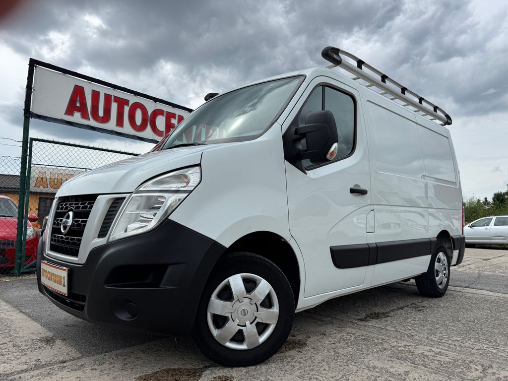 Nissan NV400