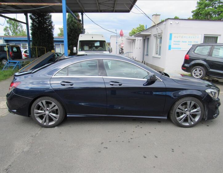Mercedes-Benz CLA 8