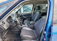 Ford S-MAX 13