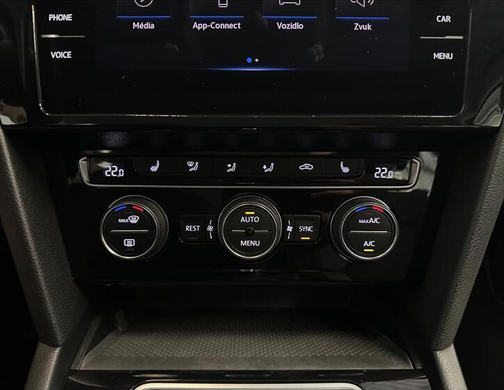 Volkswagen Passat 13