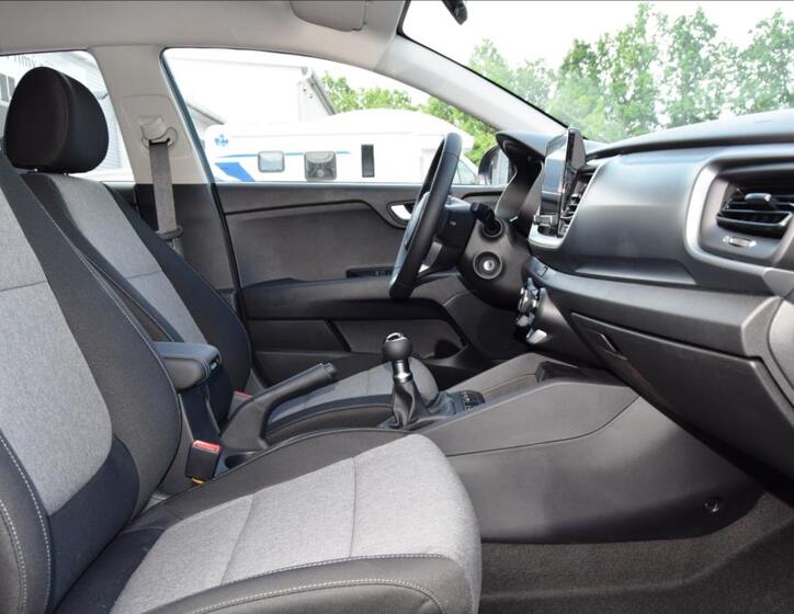KIA Stonic 4
