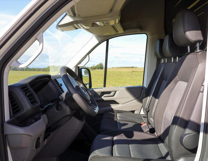Volkswagen Crafter 10
