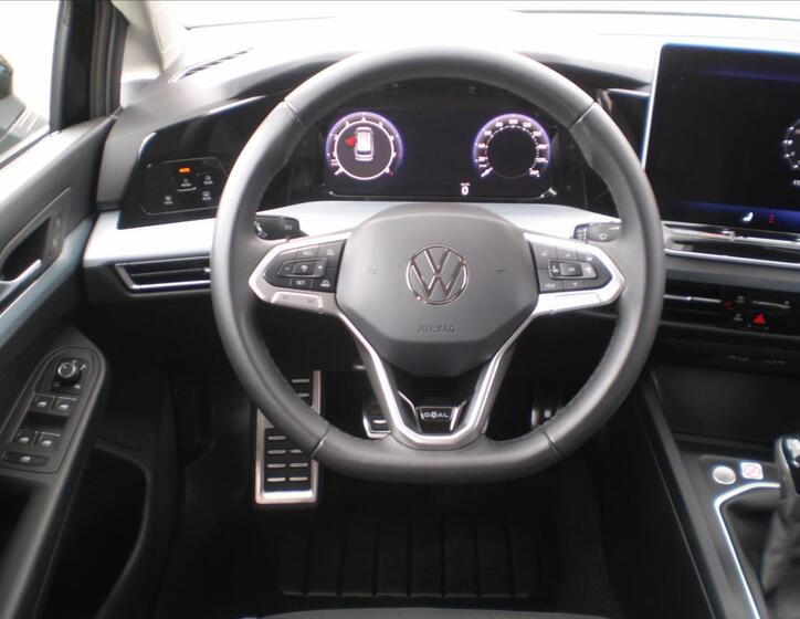Volkswagen Golf 10