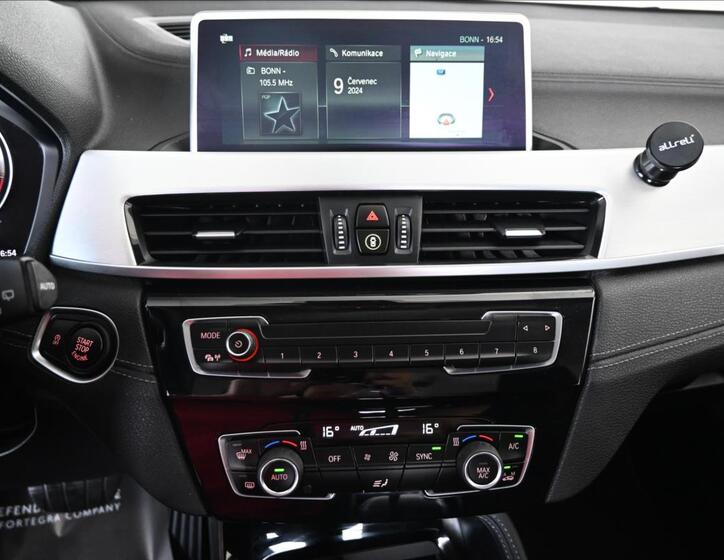BMW X2 12
