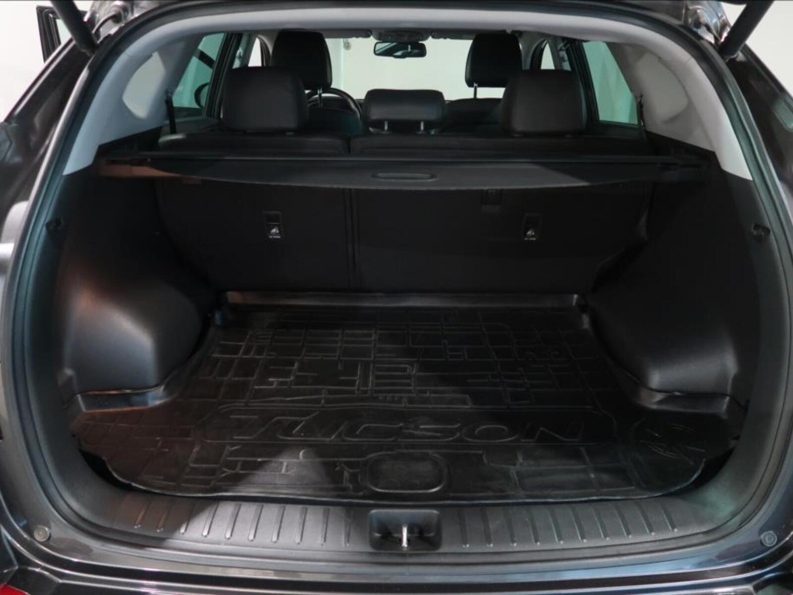 Hyundai Tucson 20