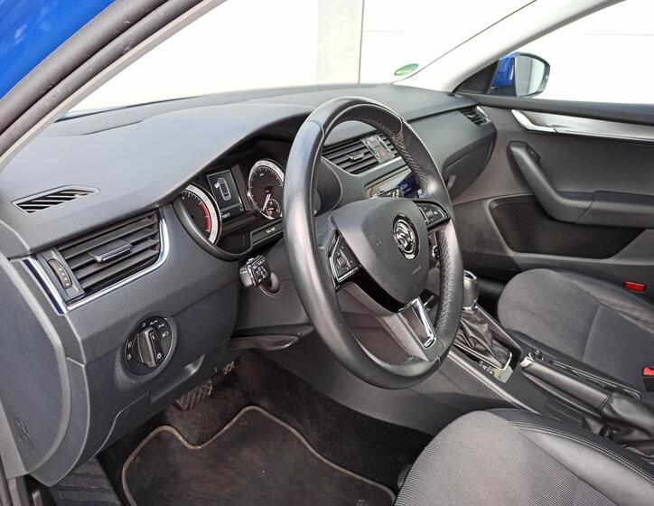 Škoda Octavia 16