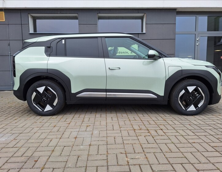 KIA EV3 7