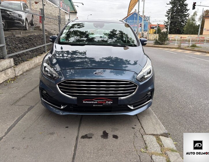 Ford S-MAX 10