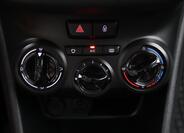 Peugeot 208 25