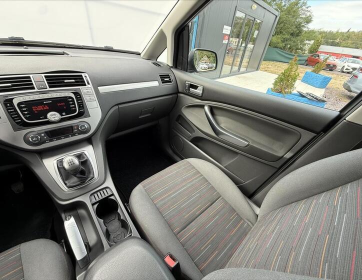 Ford C-MAX 9