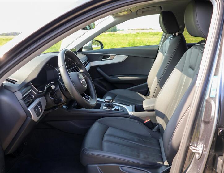 Audi A4 12