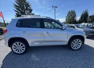 Volkswagen Tiguan 8