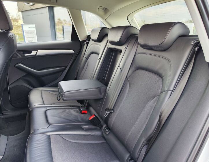 Audi Q5 13