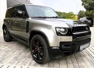 Land Rover Defender 11