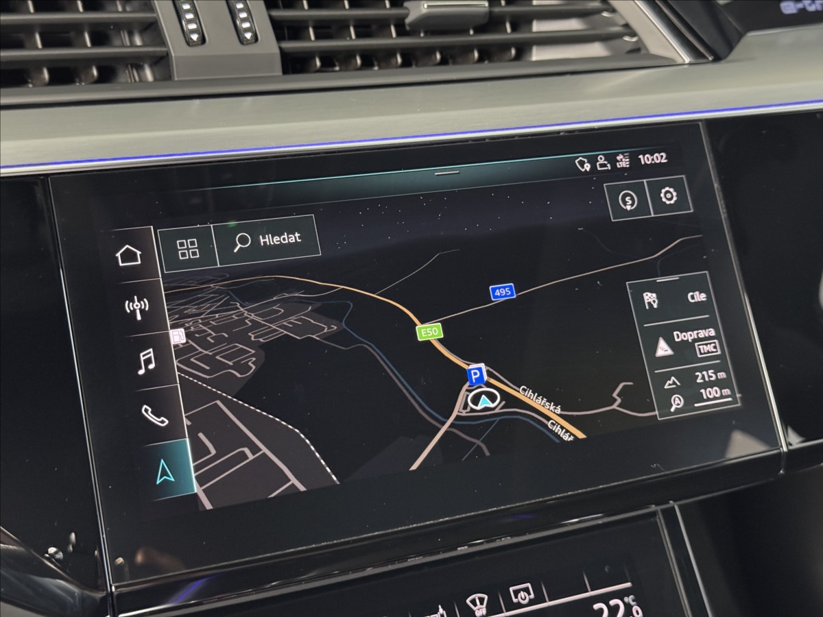 Audi e-tron