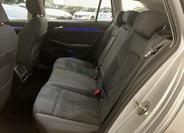 Volkswagen Golf 16