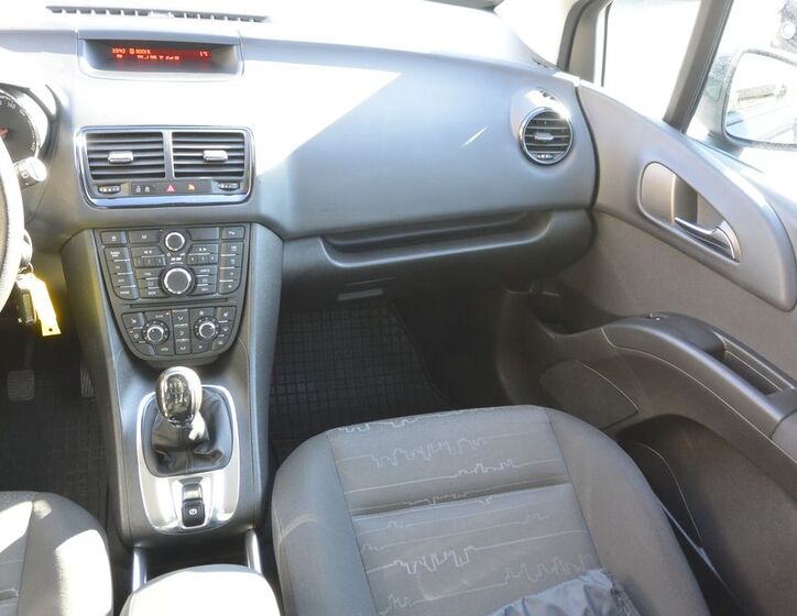 Opel Meriva 13