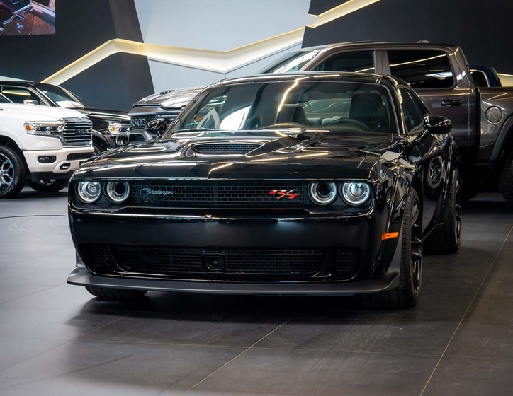 Dodge Challenger 1