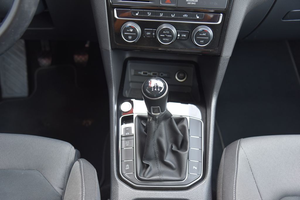 Volkswagen Golf Sportsvan