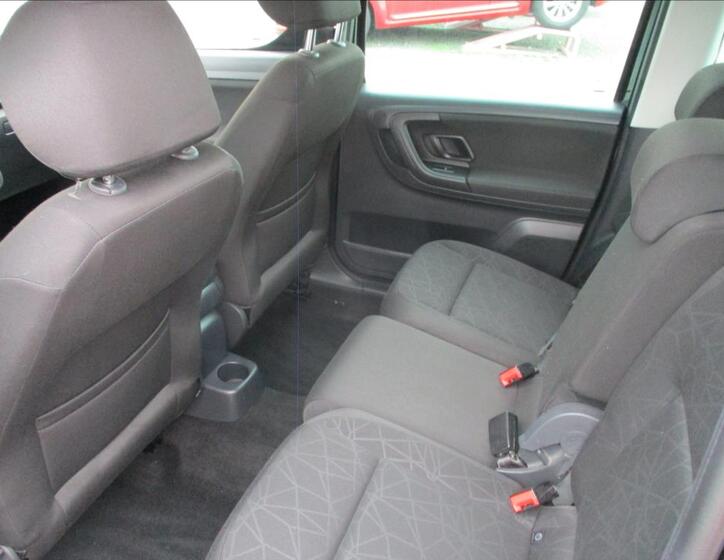 Škoda Roomster 14