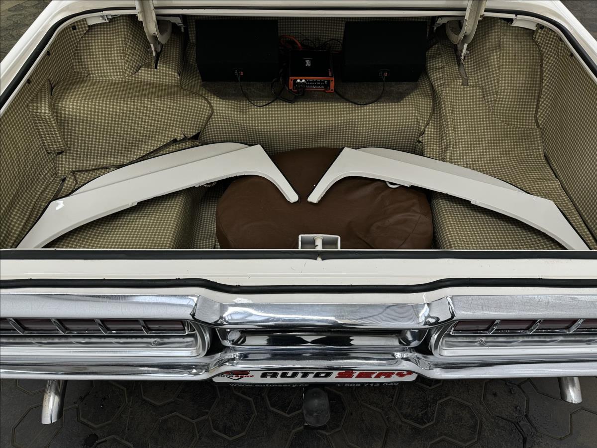 Ford Thunderbird