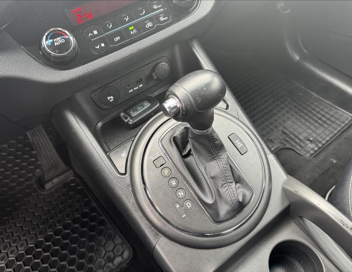 KIA Sportage 12
