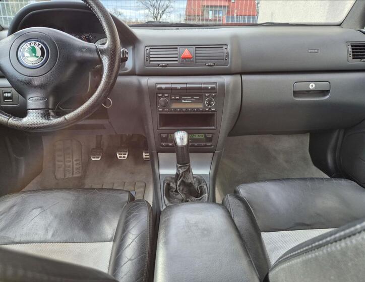 Škoda Octavia 21