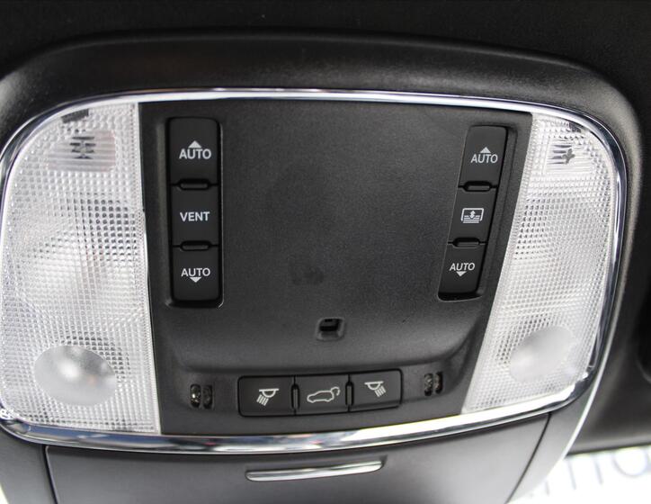 Jeep Grand Cherokee 51