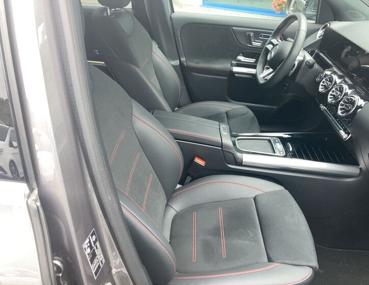 Mercedes-Benz GLA 6
