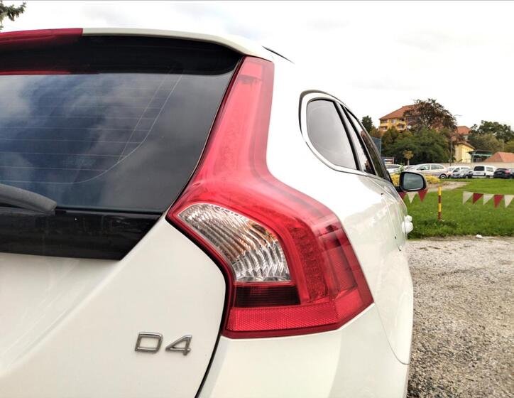 Volvo V60 20