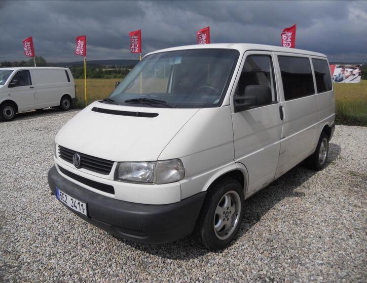 Volkswagen Caravelle 1