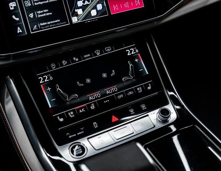 Audi Q7 7