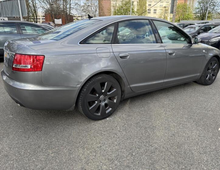 Audi A6 9