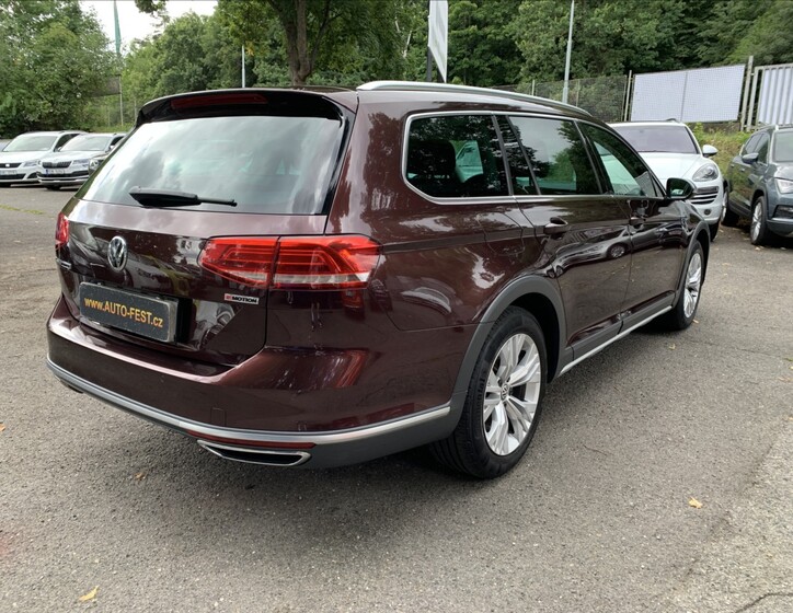 Volkswagen Passat 5