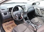 Hyundai Elantra 9