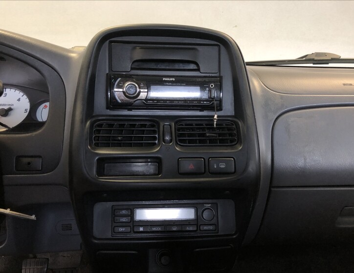 Nissan Navara 15