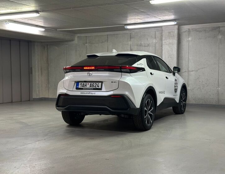 Toyota C-HR 5
