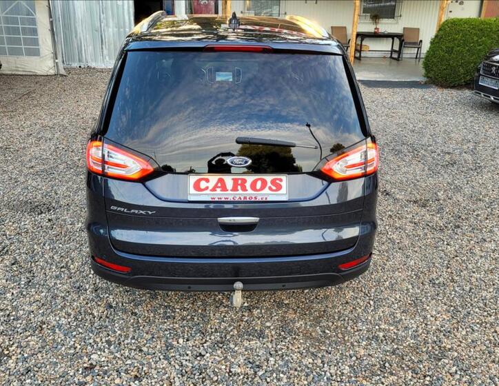 Ford Galaxy 42