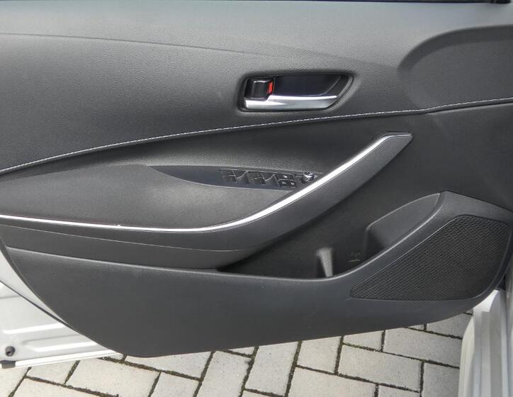 Toyota Corolla 8